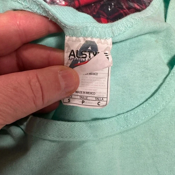 Simply Southern Tank Top - Picture 3 of 3